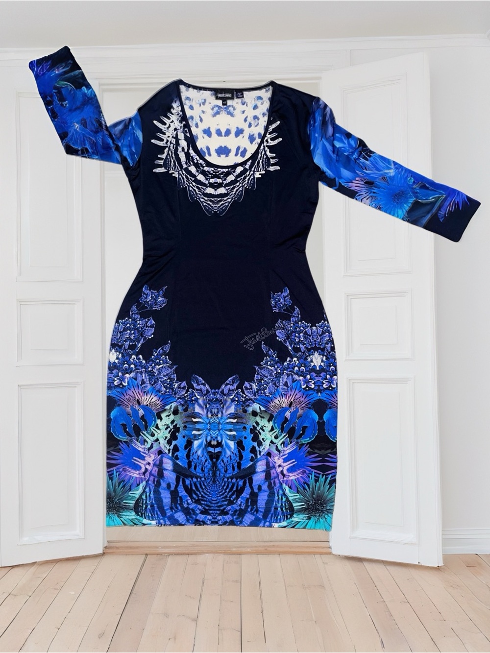 #284~Just Cavalli Navy and Bright Blue Floral/Animal Print 3/4 Sleeve Dress, 42